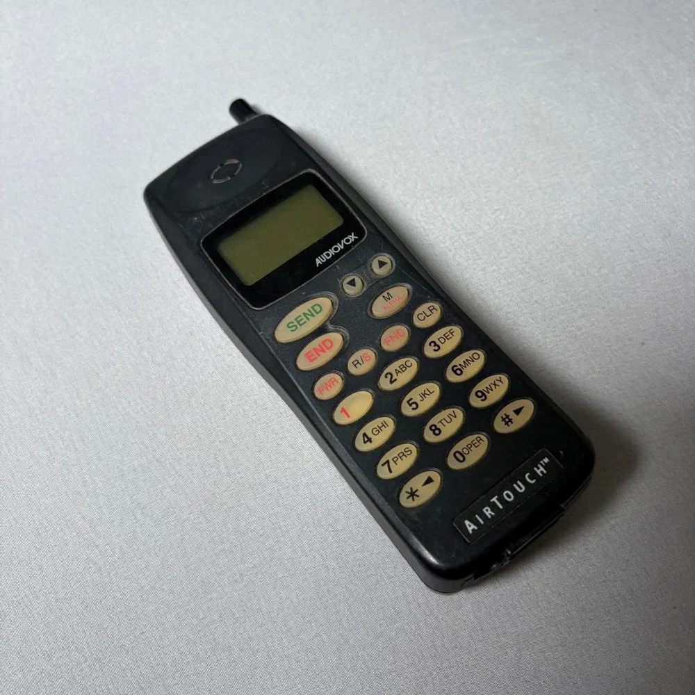 Untested Vintage Audiovox AirTouch Cellular Phone Black Retro Brick Phone Prop